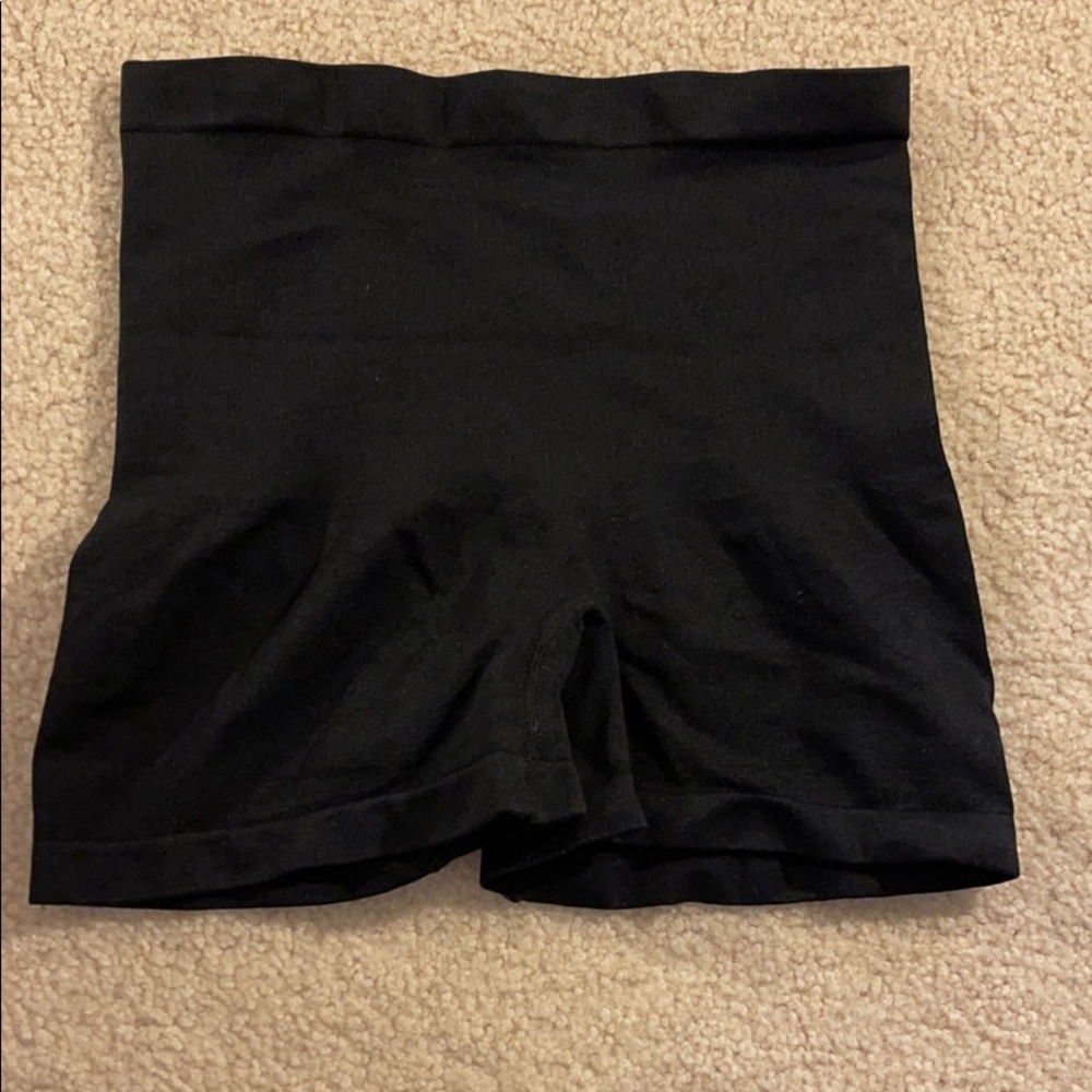 NWOT SkinnyGirl Black Smoother and Shaper